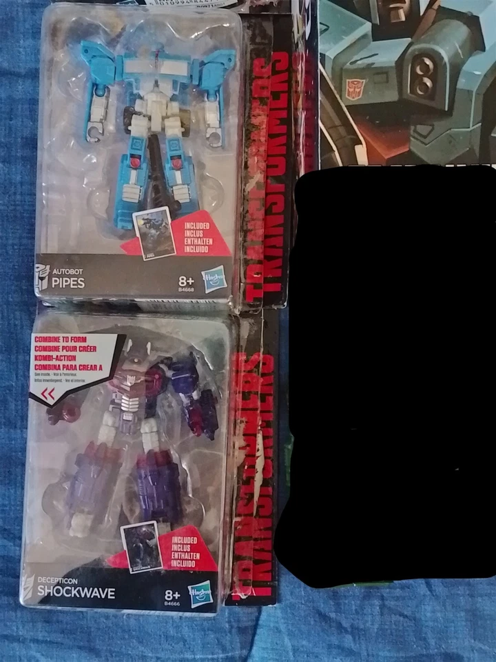 TRANSFORMERS GENERATIONS - COMBINER WARS - Immagine 3 di 4