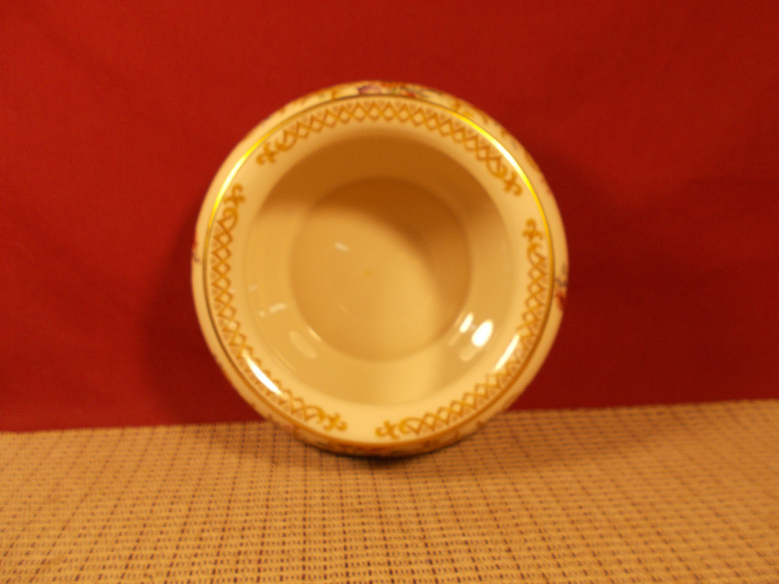 Lenox China Queen's Garden Small Centerpiece Bowl 5 3/8" W x 3 1/4" T