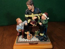 Vanmark Red Hats of Courage Twas The Night Before Christmas Firefighter Figurine