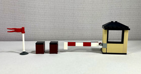 Lego Indiana Jones 7620 Motorcycle Chase Complete Set with 3 Minifigs