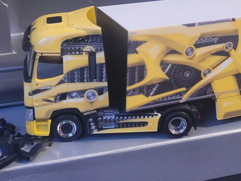 Renault T Renault Trucks Dynamics Promoción Tour Truck Amarillo Safeliner 937917 - Imagen 3 de 4