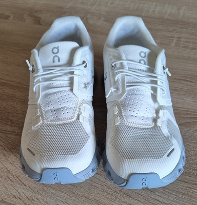 On Cloud Damen Sneaker Laufschuhe Mesh Weiß/Grau Low Top EU 38 (UK 5)
