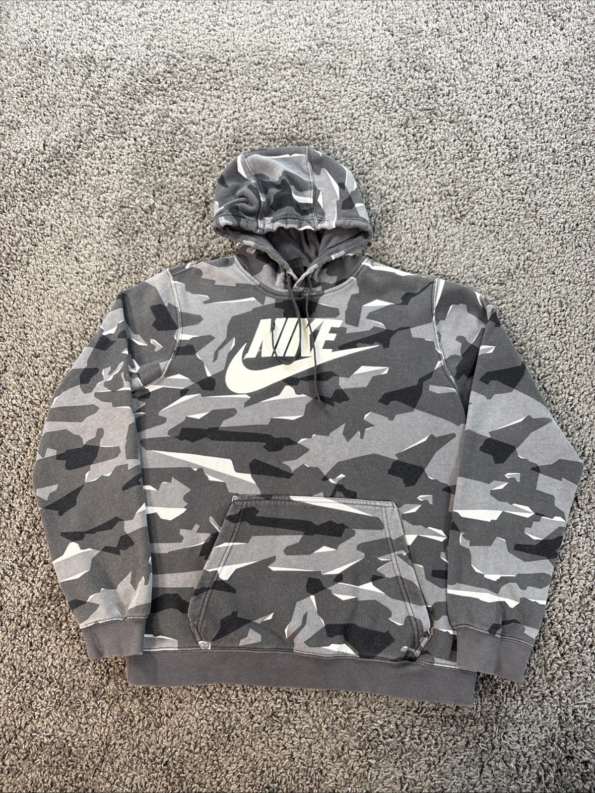 Nike Club Fleece Hoodie Mens Medium Sweatshirt Gray Camo Sportswear