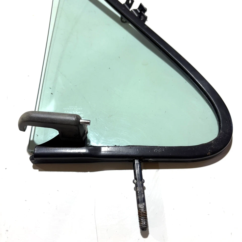 Ford Econoline 1975-1991 ventilación vidrio LH (lado del conductor) ventana de ala Foto 4 de 4