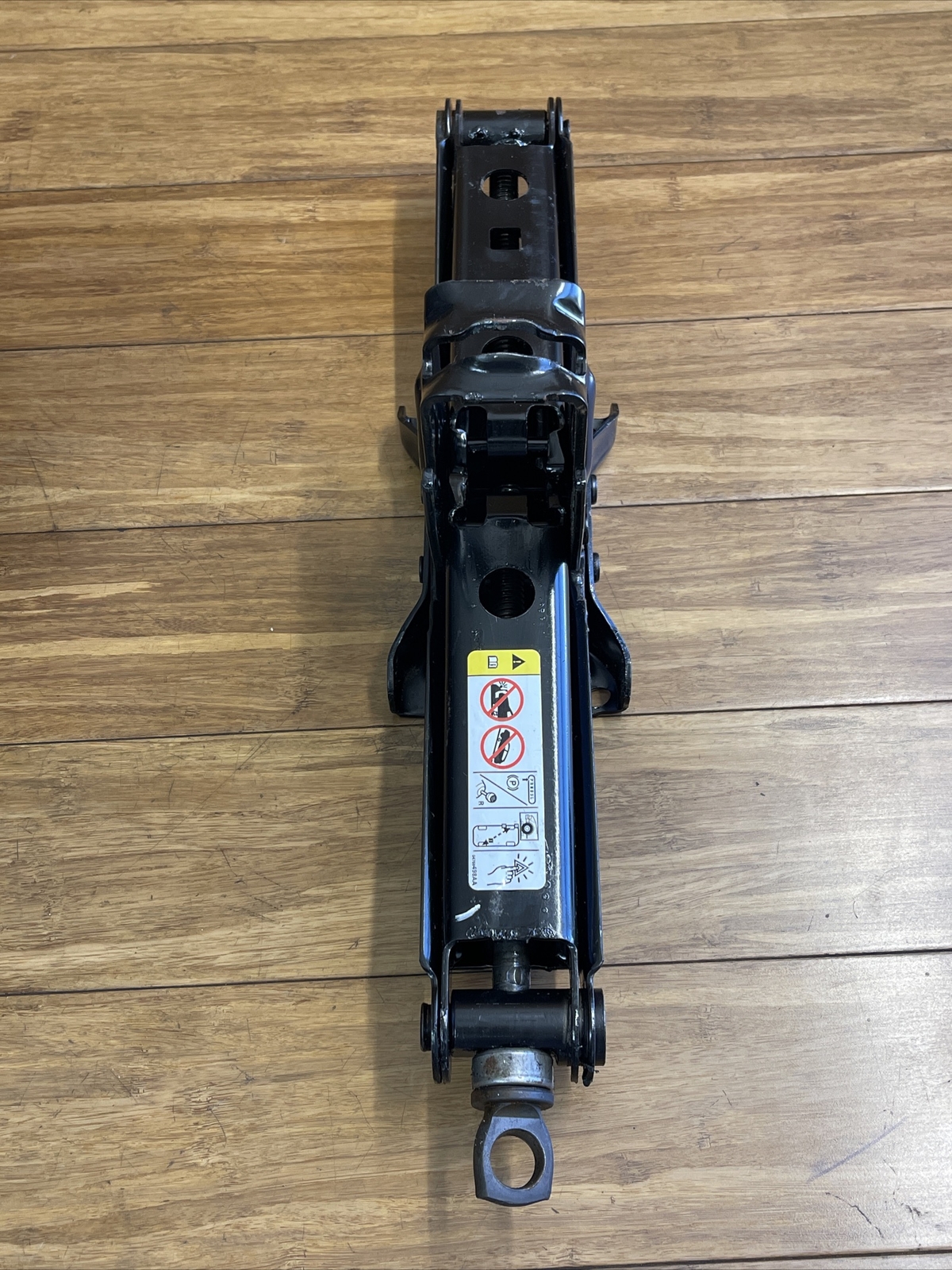2017-2020 Maserati Levante Emergency Spare Tire Jack Tool Kit 6701026390 OEM