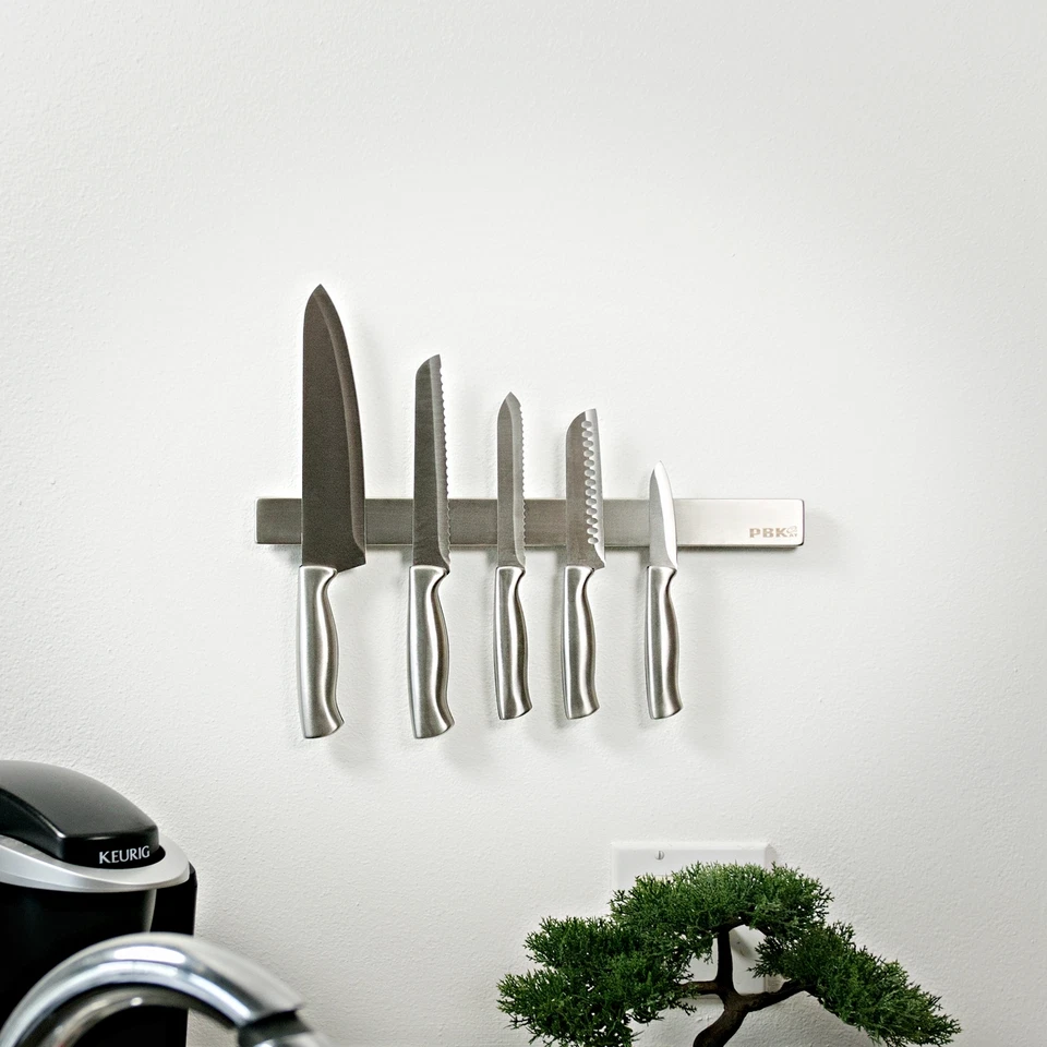 Wall-Mount Magnetic Knife Storage Holder Chef Rack Strip Utensil Kitchen Tool - Image 4 of 4