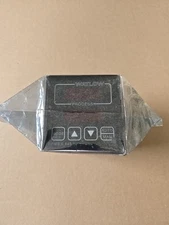Watlow 945A-1FD0-A000 Temperature Controller - Brand New In Packaging