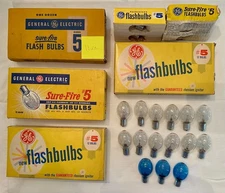Vintage GE Sure-Flash No 5 Flashbulbs - 70 Each (67 Clear/3 Blue) - New But Old