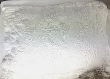 Linens N Things White Matelasse Queen 100% Cotton 2 Pillow Shams Farmhouse