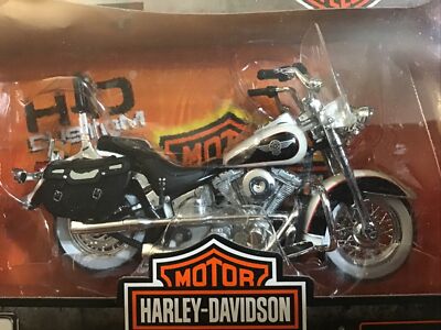 Harley Davidson 1993 FLSTN HERITAGE SOFTAIL Maisto 1/18 Diecast