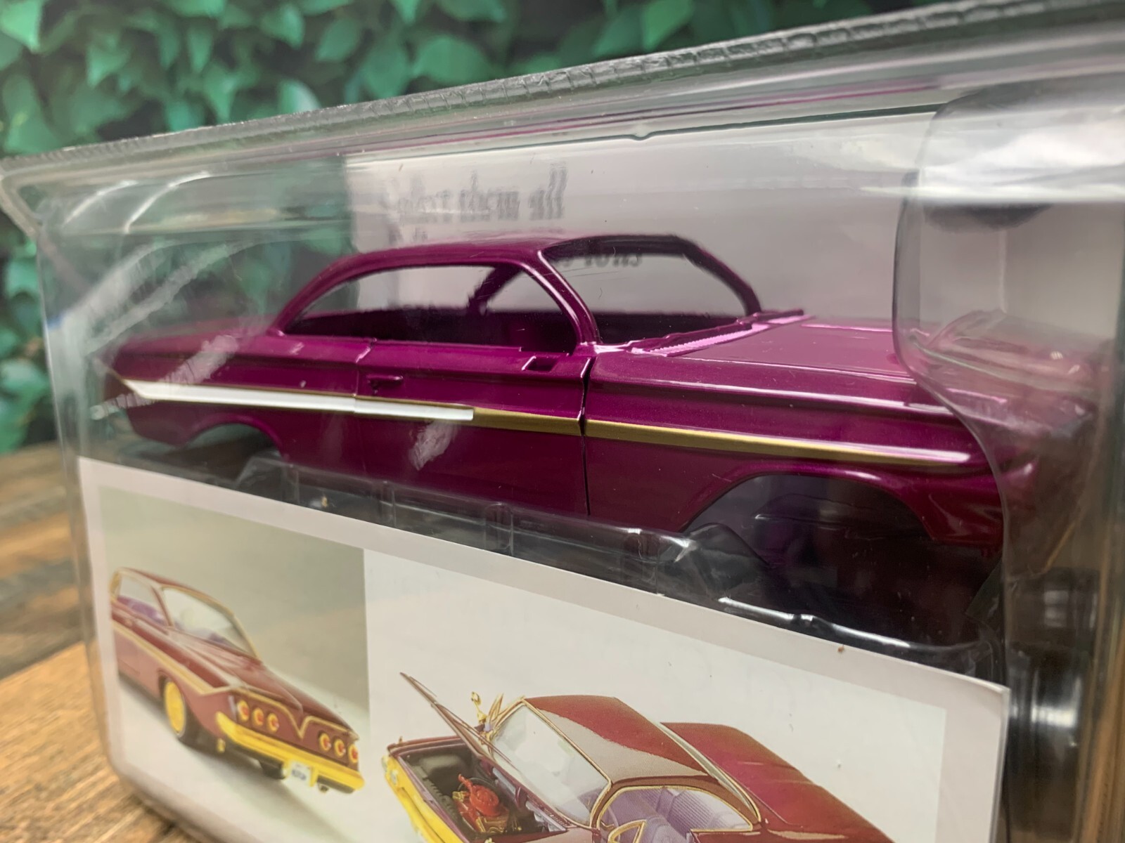 Rare DIECAST METAL MODEL KIT SEALED TESTORS PLATINUM '61 CHEVY LOWRIDER