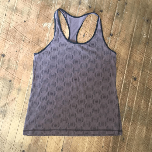 Lululemon yoga tank, circle pattern