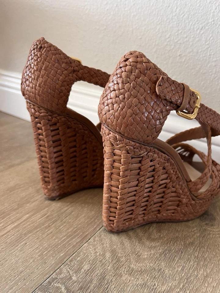 Prada Woven Tan Platform Wedge Sandals 39.5 - Image 4 of 4