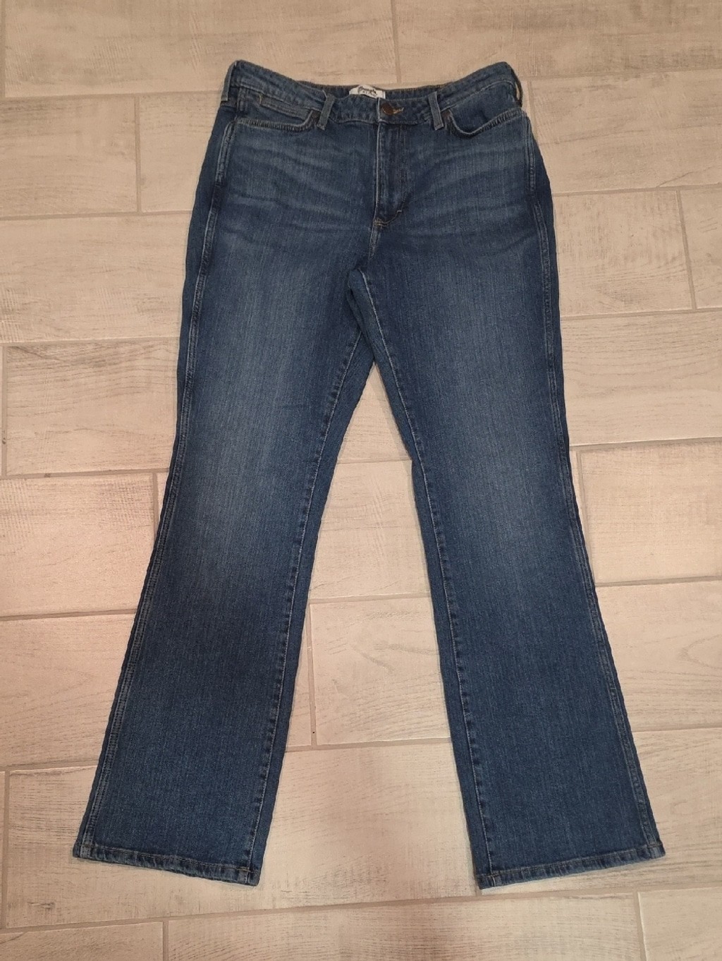 Wrangler Retro High Rise Boot Women's Size 32x34 Medium Wash Stretch