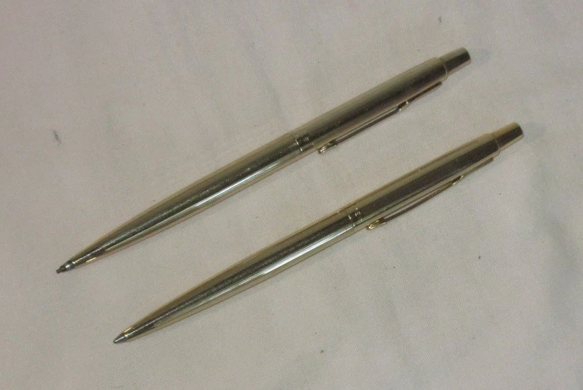 Vintage Parker Gold Filled Brushed With Lines Ballpoint Pen And Pencil Set; USA - Image 3 of 4