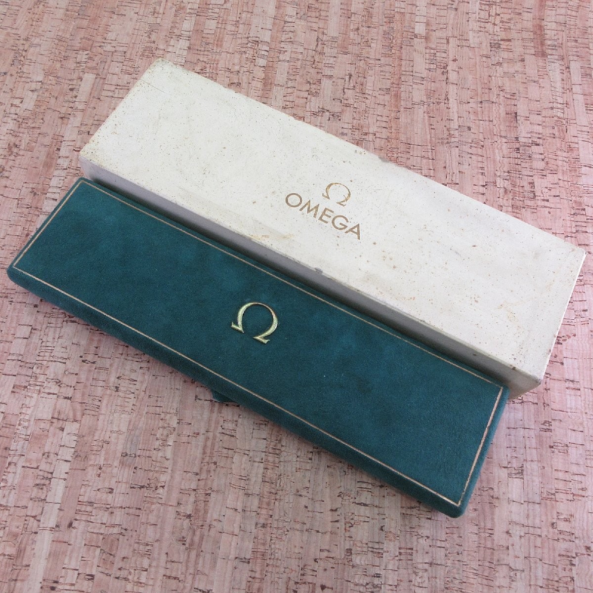 OMEGA watch case box vintage d1222631869HA