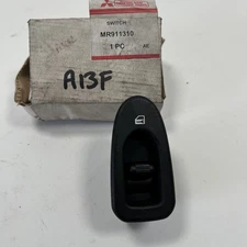 Mitsubishi Carisma Central Locking Internal Button Lock Switch Genuine MR911310