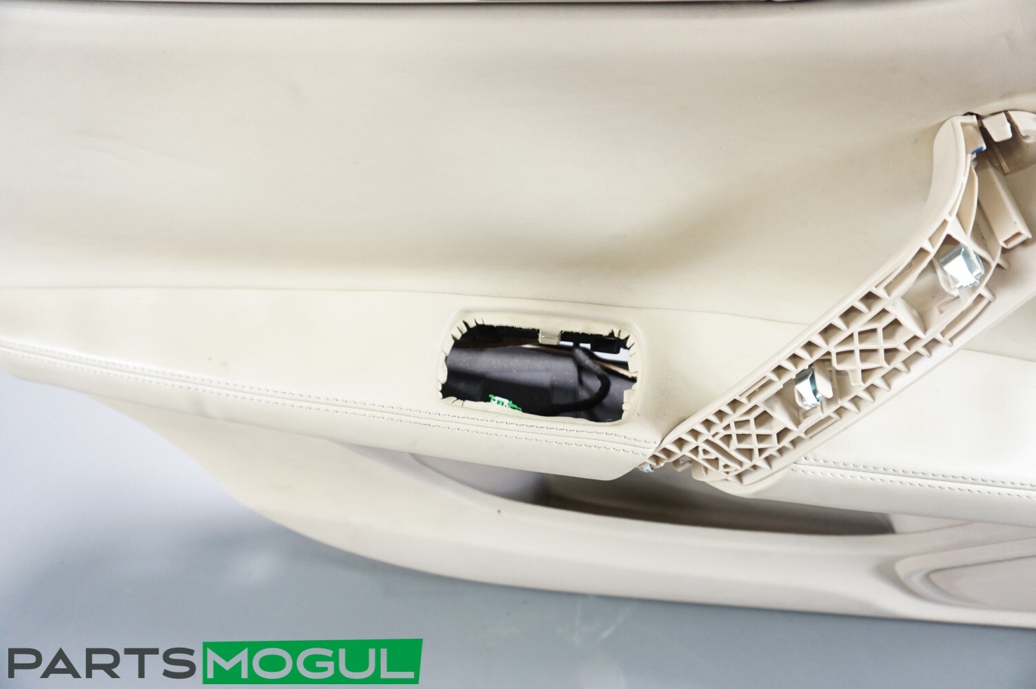 04-19 Maserati Quattroporte Rear Left Driver Side Interior Door Panel OEM