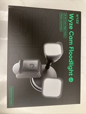 Wyze - Wired Outdoor Wi-Fi, 2800 Lumen Floodlight Home 2k Security Camera v2 ...