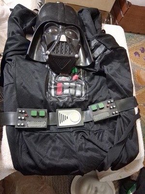 Star Wars Darth Vader Costume Boys Small With Mask, Cape, And Belt.