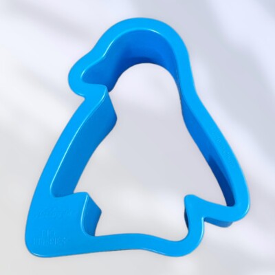Kellogg's Rice Krispies Treats Shaper Penguin Blue Plastic Cookie Cutter Mold