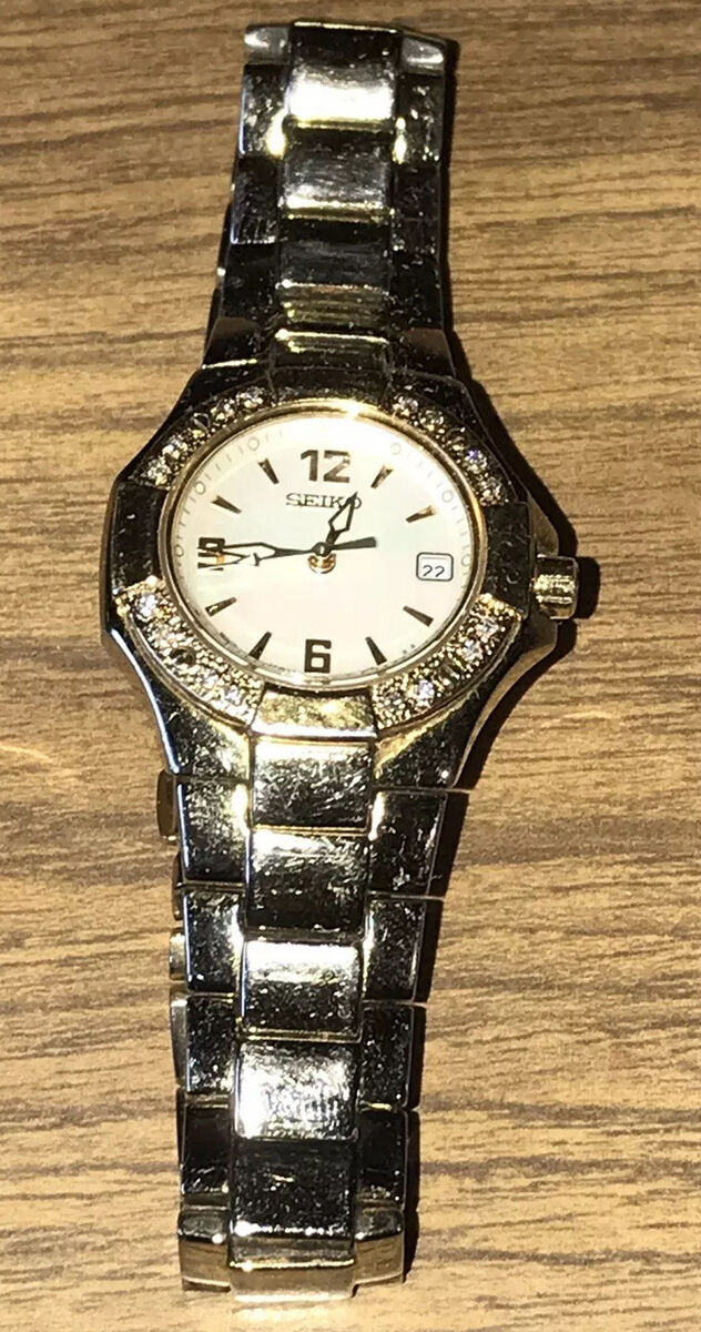 Seiko 7N82-0CG0 Silver & Gold Color 20 Diamonds Women's Seiko 7N82-0CG0 Silver & Gold Color 20 Diamonds Women's