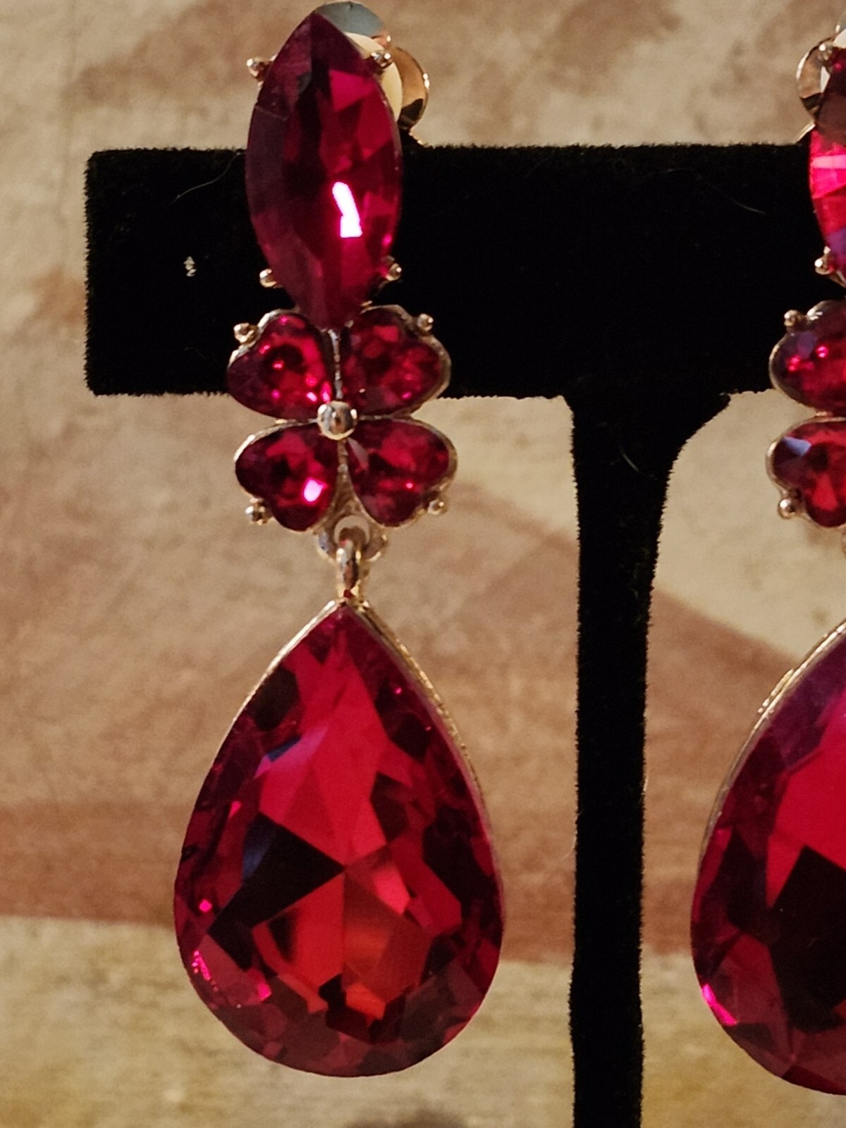 Gorgeous Ruby Red 2 Inch Dangle Earrings With Hig… - image 4