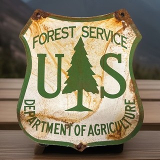 8” X 6.5” US FOREST SERVICE DEPARTMENT OF AGRICULTURE PORCELAIN PARK SIGN