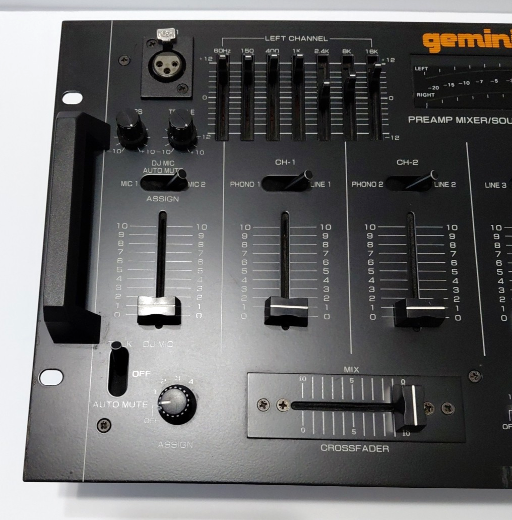 GEMINI PMX-2500 Preamp Equalizer Mixer DJ Audio Counsel-Powers On