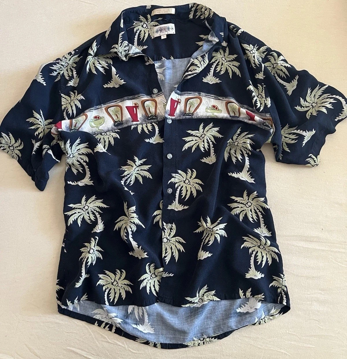 Campia Moda Men's Hawaiian Shirt Vintage Size L