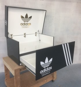 adidas trainer box