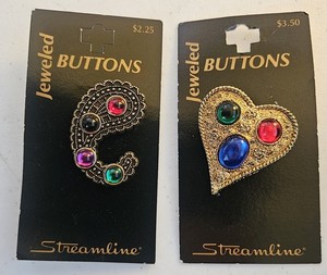 2 vintage STREAMLINE Gold-colored  JEWELED BUTTONS  filigree, heart Shaped MOC 