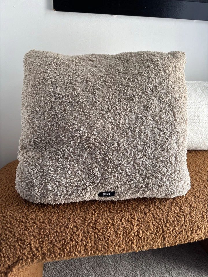Faux Fur Ottoman And Pillows, Plush Stool Brown - Image 4 of 4