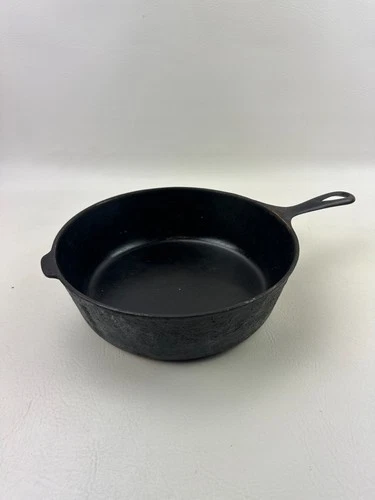 Vintage Wagner Ware Sidney -O- #8 Cast Iron Chicken Fryer 1088 B Deep Skillet