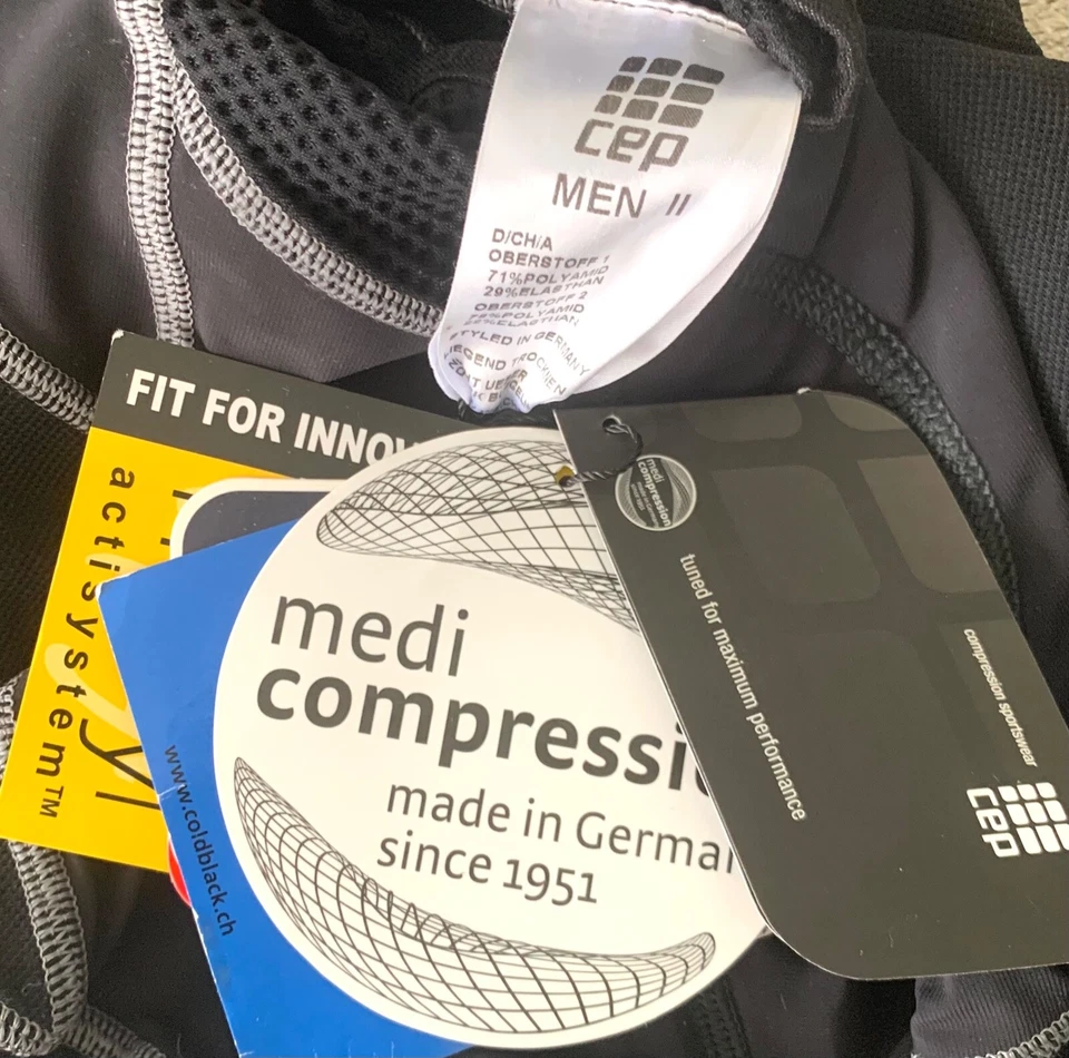 CEP  Men's Compression Bib Shorts  Small - Image 4 of 4