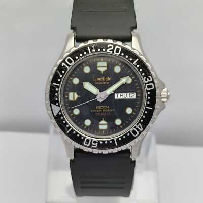 Ricoh Limelight Quartz Diver Day/Date Vintage Men's Watch