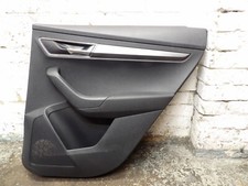 2018 SKODA KAROQ ESTATE TSI DSG 1.5 PETROL AUTO 5DRS REAR RIGHT SIDE DOOR CARD