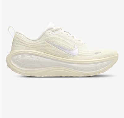 Nike Vomero Plus Laufschuhe Sneaker Weiß Mesh atmungsaktiv EU 42 HV8154-105