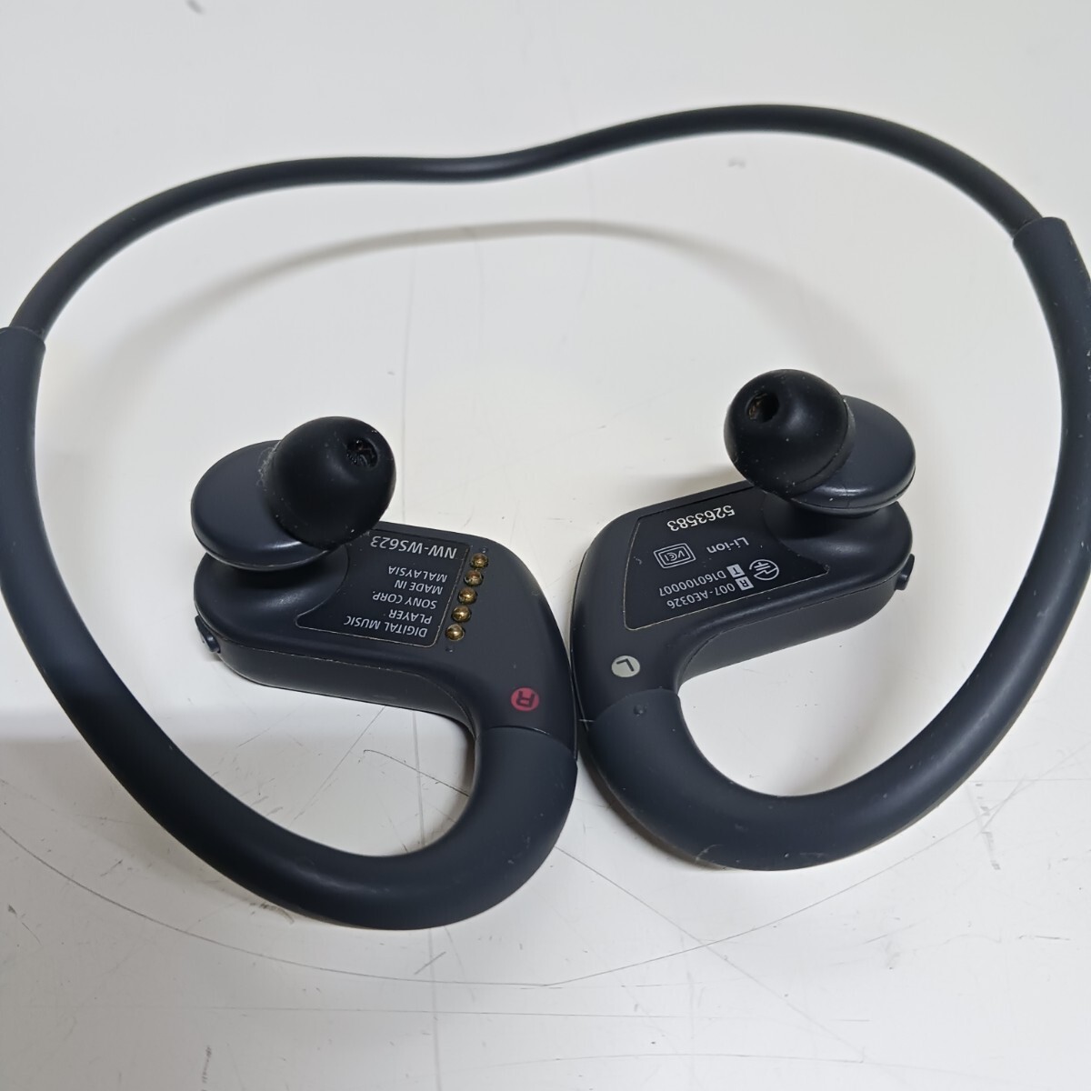 Sony NW-WS623 Headphone Integrated Walkman 4GB Black Waterproof