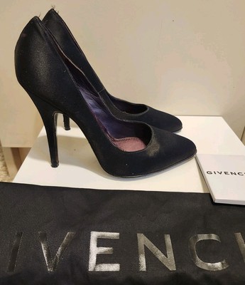 Givenchy Paris Black Peau de Soie Pumps Sz. 6.5 US/37 EU Ret$1175 Made in Italy