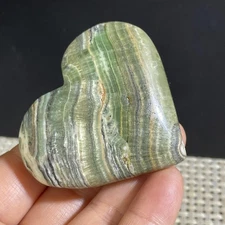 109g Natural crystal gem Caribbean original stone polished heart shape