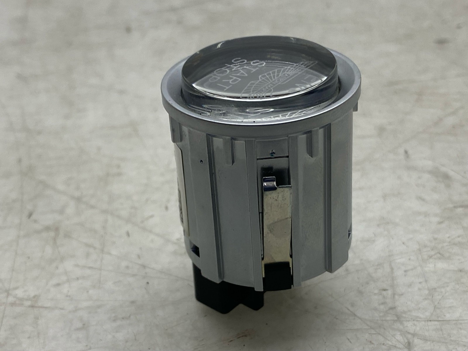 2020-2025 ASTON MARTIN DBX OEM CENTER DASH BUTTON START STOP MY83-11501-AA