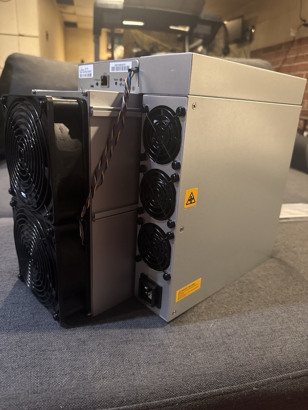 Bitmain Antminer L9 17gh