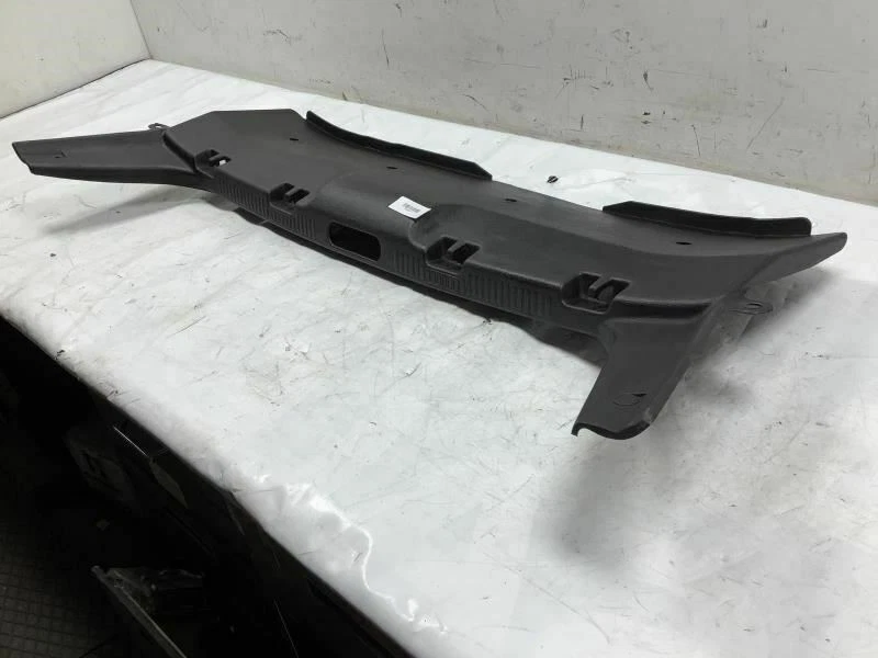 Ford Fivorent 2007 maletero umbral rasguño moldura Foto 3 de 4