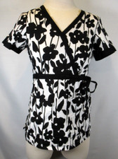 Womens KoI Scrub Top Black and White Floral XS Extra Small Side Tie