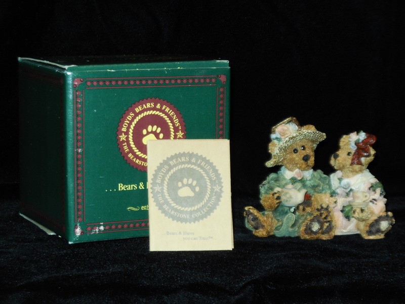 Boyds Bearstone “Emma and Bailey Afternoon Tea”   Style 2277  1995 NIB