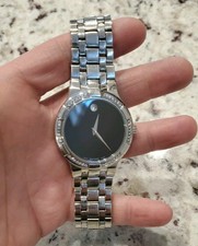 movado con diamantes