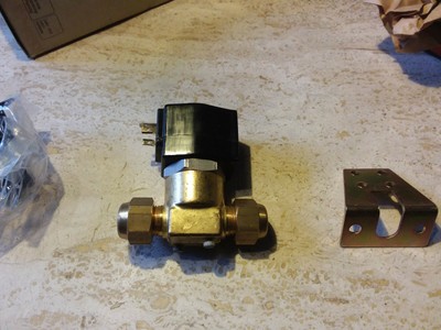 HERION 0203200 0701 Magnet Ventil 220v 12mm 3 Wege Elektromagnetisches Steue H39