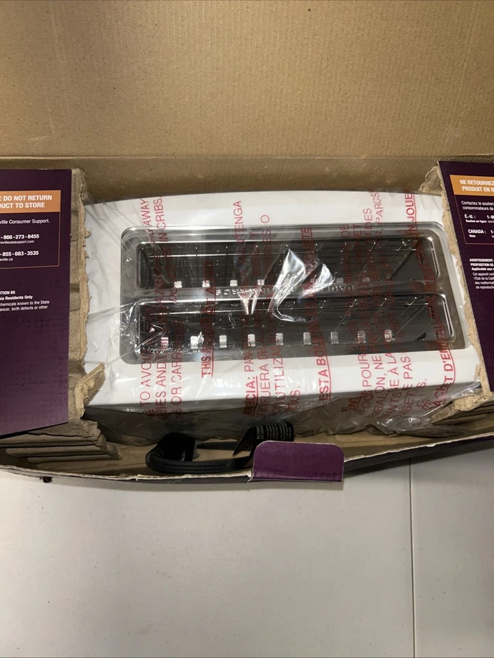 BREVILLE LIFT & LOOK LONG SLOT 4 SLICE TOASTER 1600W BTA630XL - WHITE - Image 3 of 4