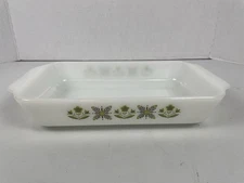  Anchor Hocking Fire King 1 1/2 Qt Rectangular Baker "Green Meadow" 